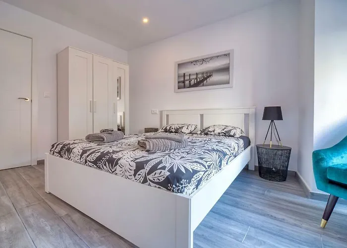 Luxury Holiday Apartment Pozo I